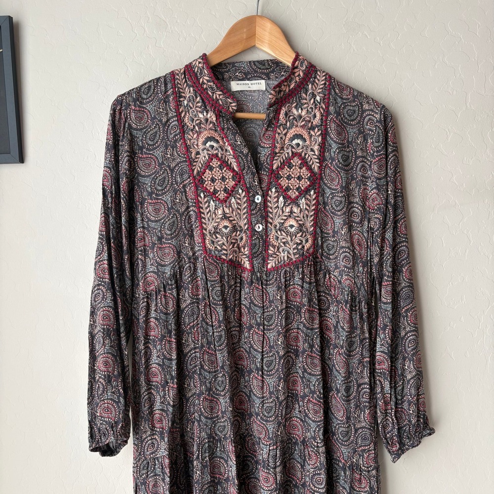 Maison Hotel Embroidered Paisley Tiered Midi Dress Long Sleeve Size XS - Picture 3 of 10